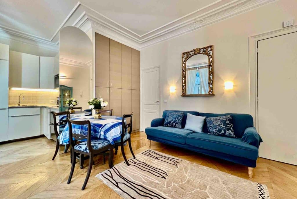 Location Appartement Meublé - 3 pièces - 55 m² - Champs Elysées - Etoile - 75008 Paris - 208014