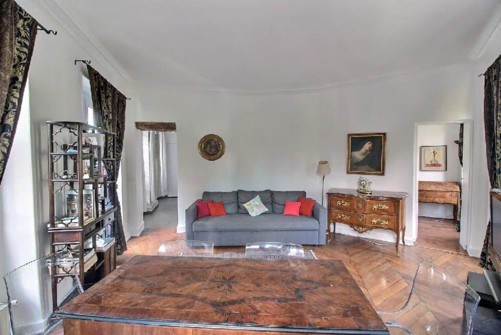 Furnished apartment - 3 rooms - 65 sqm - St Lazare - 75009 Paris - 209417