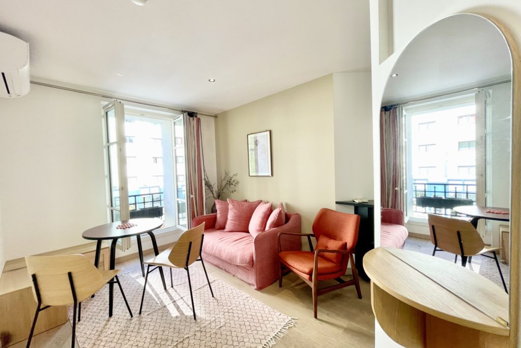 Location Appartement Meublé - 3 pièces - 46 m² - Montmartre - Pigalle - 75018 Paris - 218931