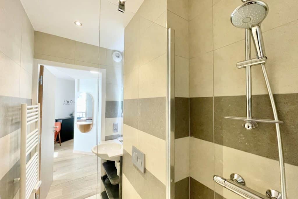 Location Appartement Meublé - 3 pièces - 46 m² - Montmartre - Pigalle - 75018 Paris - 218931-12