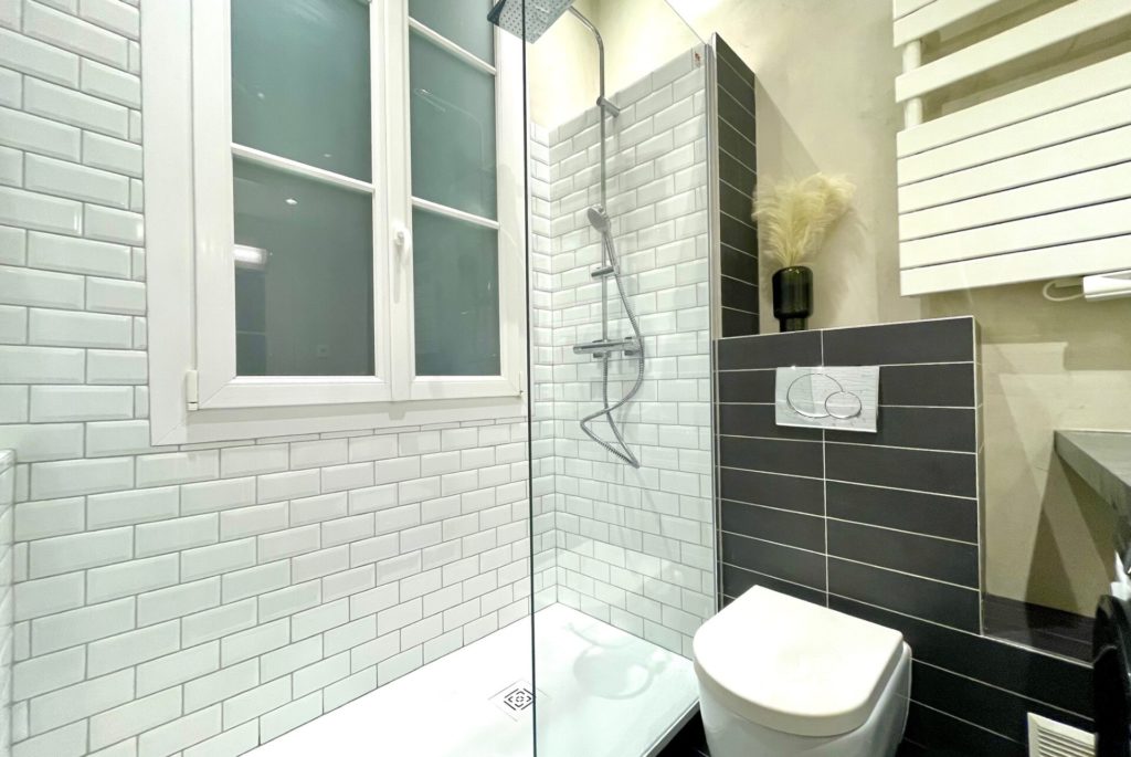 Location Appartement Meublé - 61.34 m² - 3 pièces - 75002 Paris - 202200 - 407725401329