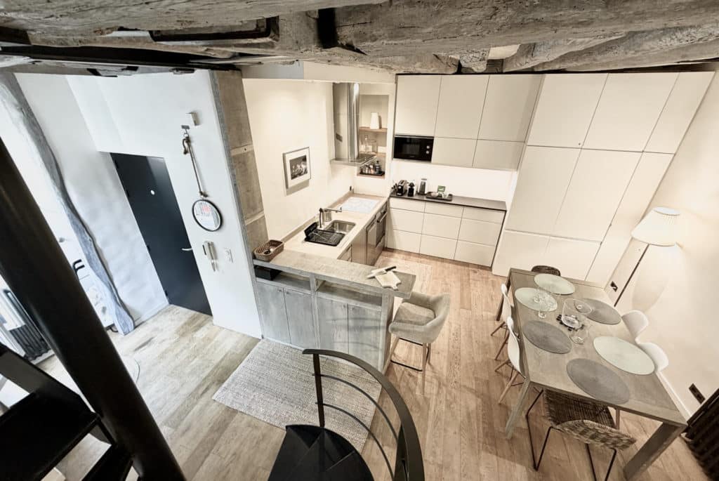 Location Appartement Meublé - 88.82 m² - 3 pièces - 75003 Paris - 203079 - 450191560930