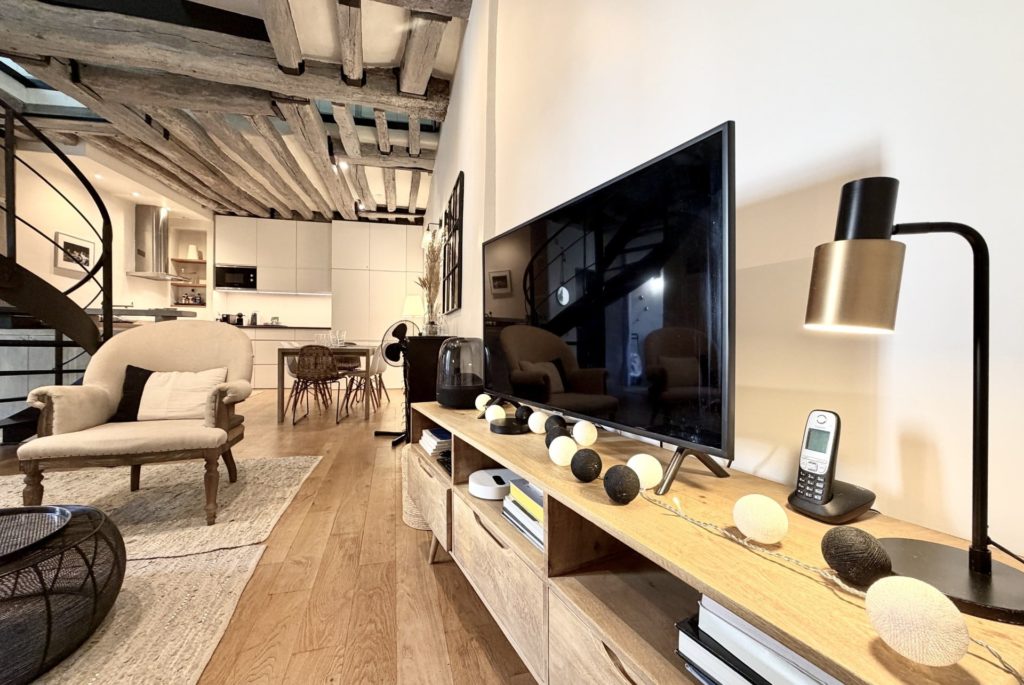 Location Appartement Meublé - 88.82 m² - 3 pièces - 75003 Paris - 203079 - 450191646923