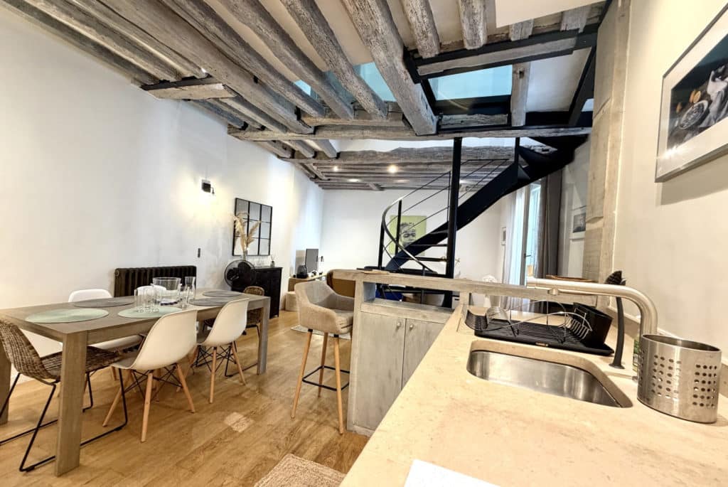 Location Appartement Meublé - 88.82 m² - 3 pièces - 75003 Paris - 203079 - 450191646927