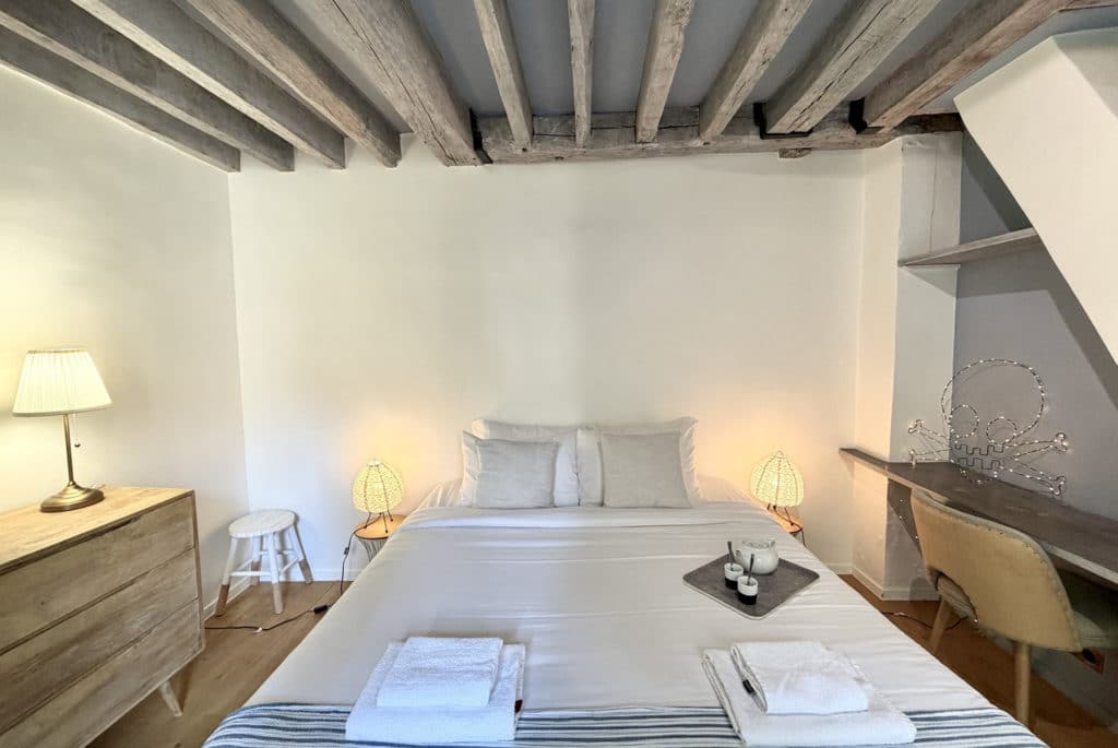 Location Appartement Meublé - 88.82 m² - 3 pièces - 75003 Paris - 203079 - 450191646949