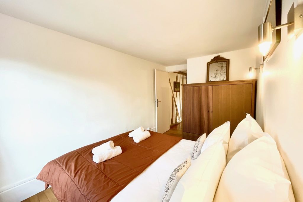 Location Appartement Meublé - 68.01 m² - 3 pièces - 75017 Paris - 217476 - 450149917944