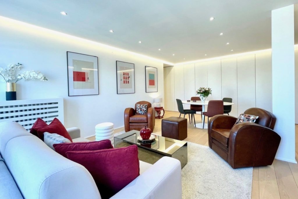 Location Appartement Meublé - 100 m² - 3 pièces - 75116 Paris - 216030 - 450191724769