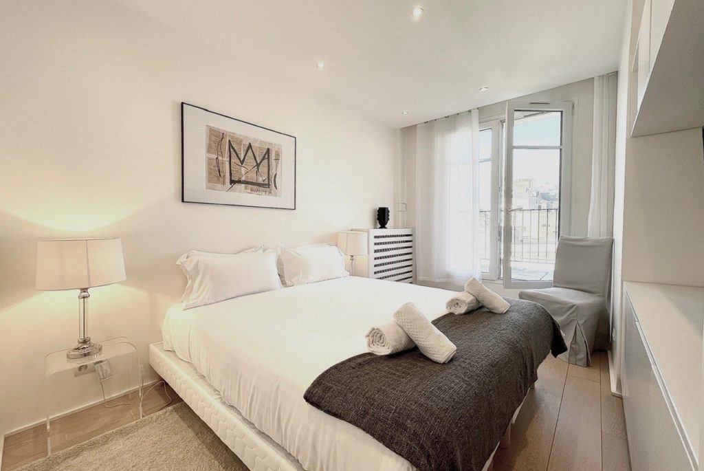 Location Appartement Meublé - 100 m² - 3 pièces - 75116 Paris - 216030 - 450191724783