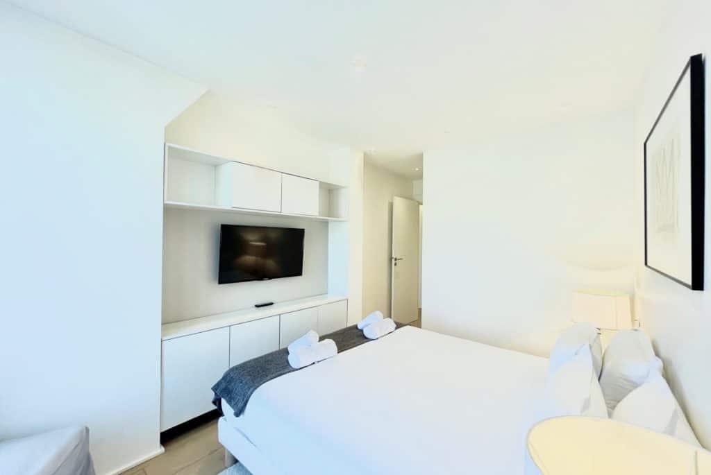 Location Appartement Meublé - 100 m² - 3 pièces - 75116 Paris - 216030 - 450191724757