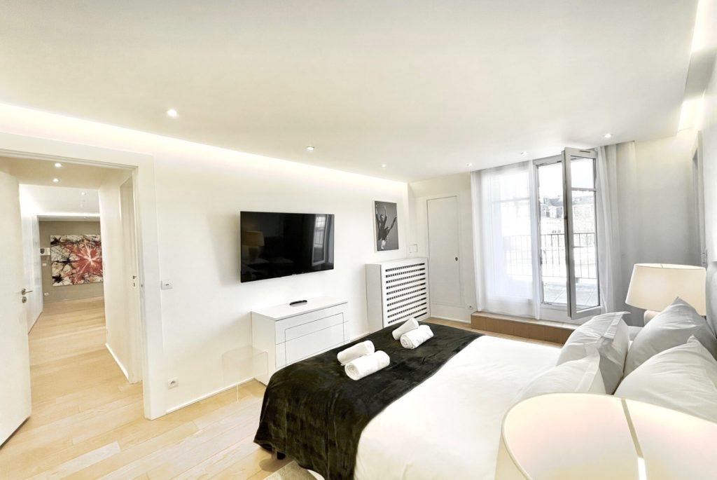 Location Appartement Meublé - 100 m² - 3 pièces - 75116 Paris - 216030 - 450191709430