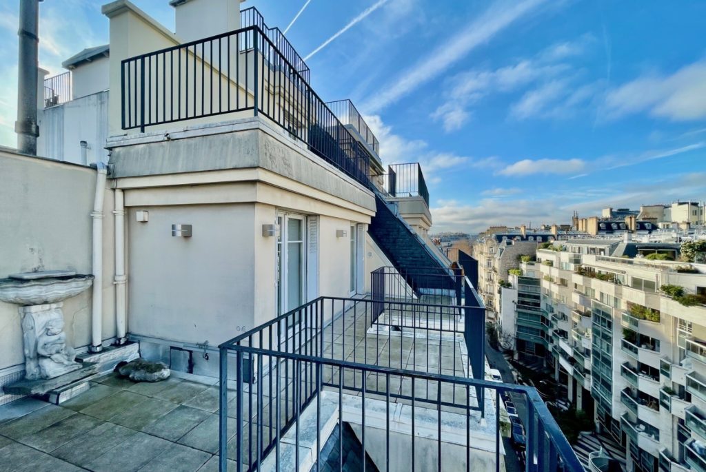 Location Appartement Meublé - 100 m² - 3 pièces - 75116 Paris - 216030 - 450191710396