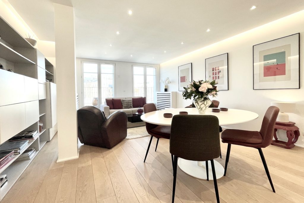 Location Appartement Meublé - 100 m² - 3 pièces - 75116 Paris - 216030 - 372254160119