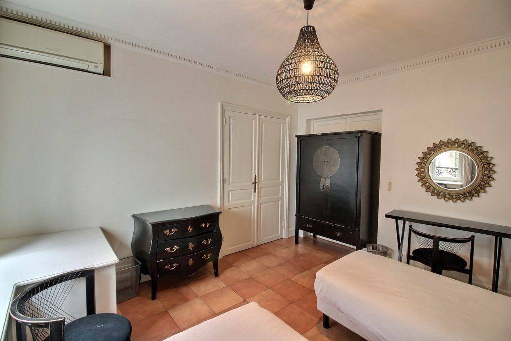 Furnished apartment - 4 rooms - 100 sqm - Raspail - Sèvres- Babylone - 75007 Paris - 307388-11