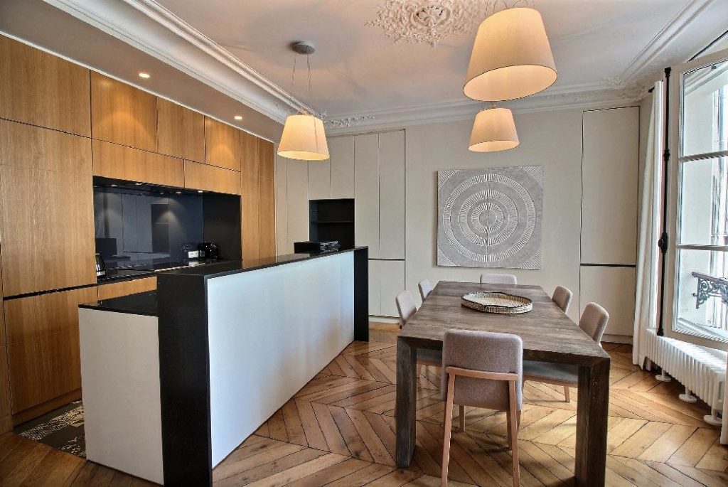 Furnished apartment - 4 rooms - 98 sqm - Martyrs - Saint Georges - Trinité - 75009 Paris - 309078-7