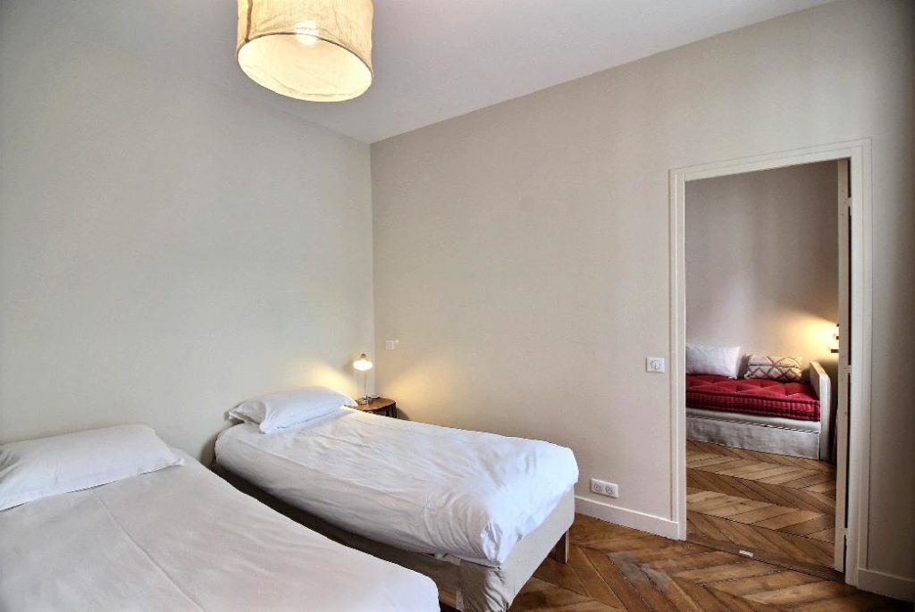 Location Appartement Meublé - 4 pièces - 98 m² - Martyrs - Saint Georges - Trinité - 75009 Paris - 309078-27