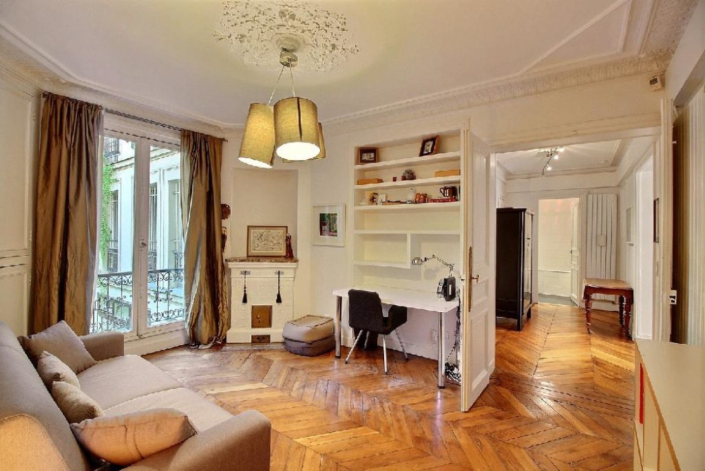 Furnished apartment - 4 rooms - 120 sqm - Martyrs - Saint Georges - Trinité - 75009 Paris - 309397-6