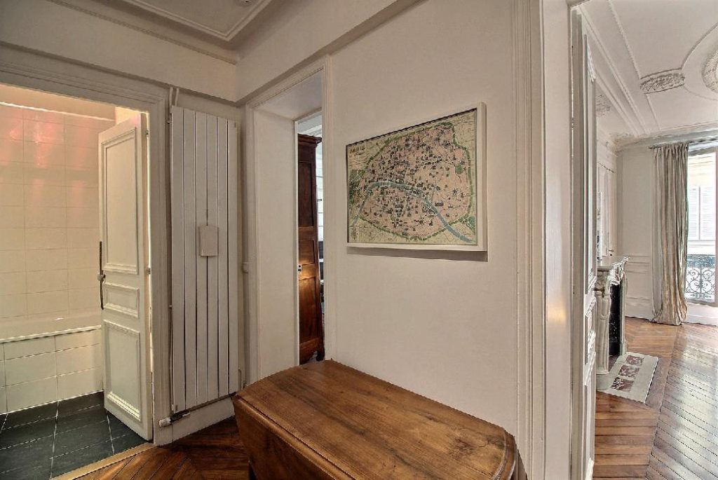 Furnished apartment - 4 rooms - 120 sqm - Martyrs - Saint Georges - Trinité - 75009 Paris - 309397-9