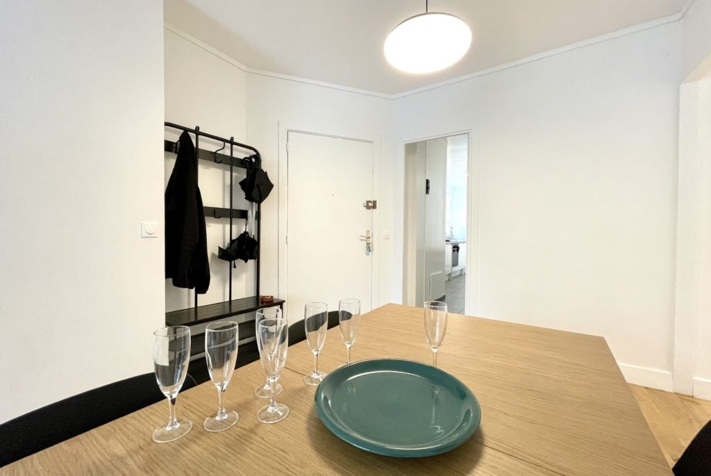Location Appartement Meublé - 92 m² - 4 pièces - 75015 Paris - 315197 - 412035881156
