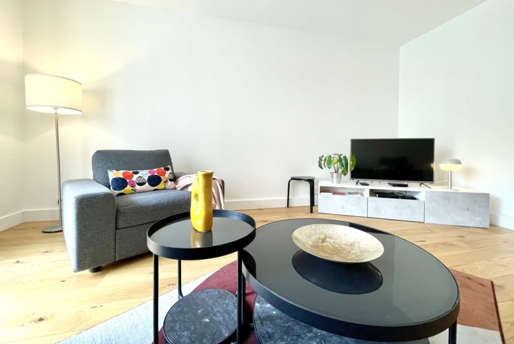 Location Appartement Meublé - 92 m² - 4 pièces - 75015 Paris - 315197 - 412036207808