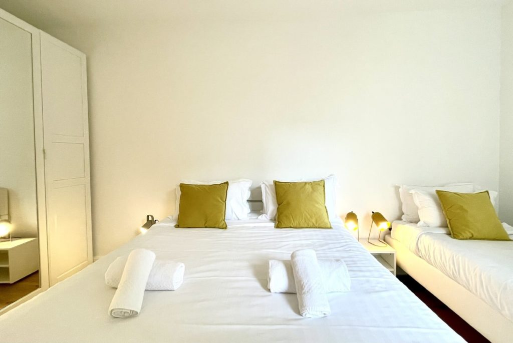 Location Appartement Meublé - 92 m² - 4 pièces - 75015 Paris - 315197 - 412045822177