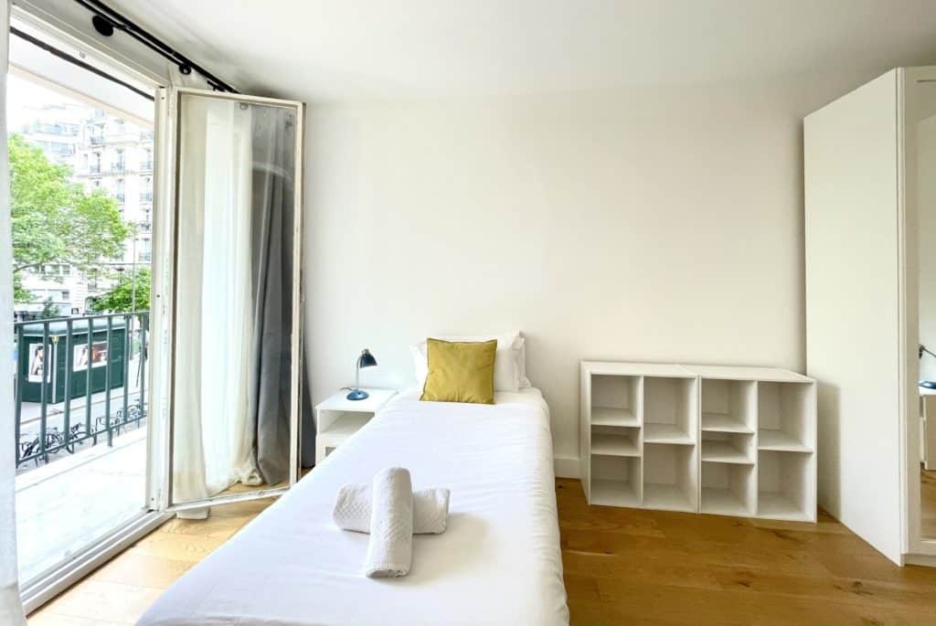 Location Appartement Meublé - 92 m² - 4 pièces - 75015 Paris - 315197 - 412045822178