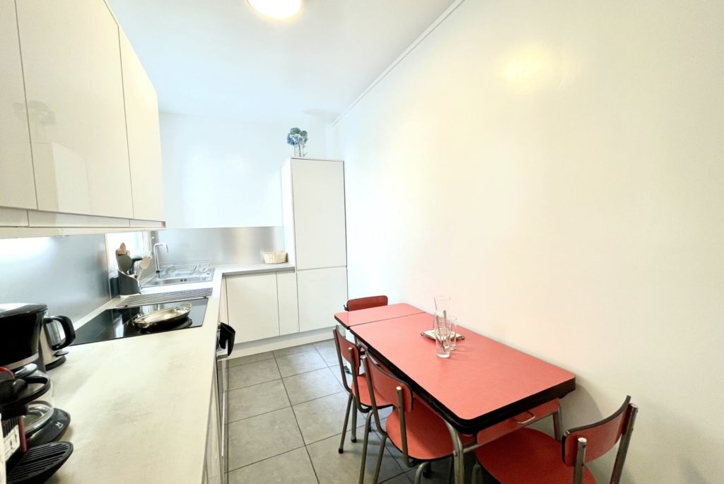 Location Appartement Meublé - 92 m² - 4 pièces - 75015 Paris - 315197 - 412045822184