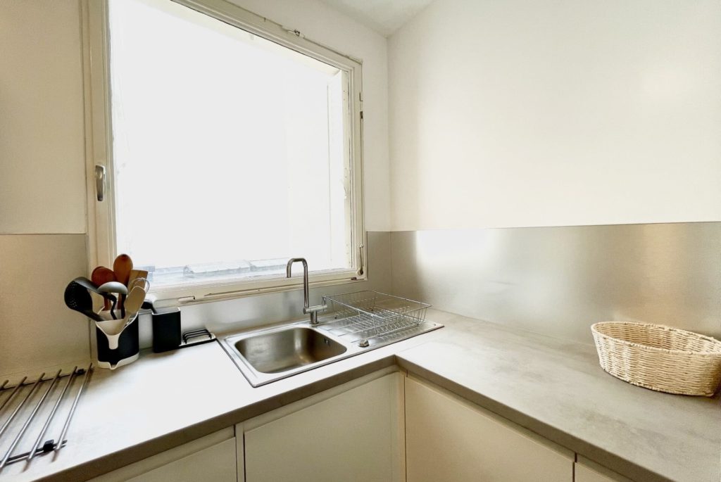 Location Appartement Meublé - 92 m² - 4 pièces - 75015 Paris - 315197 - 412045822187