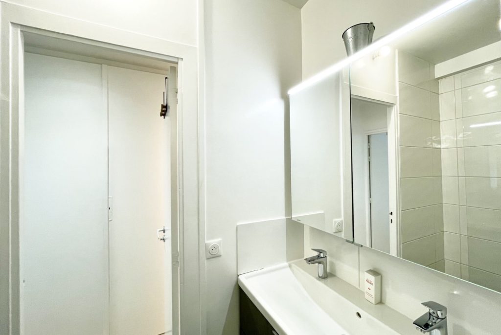 Location Appartement Meublé - 92 m² - 4 pièces - 75015 Paris - 315197 - 412045901041