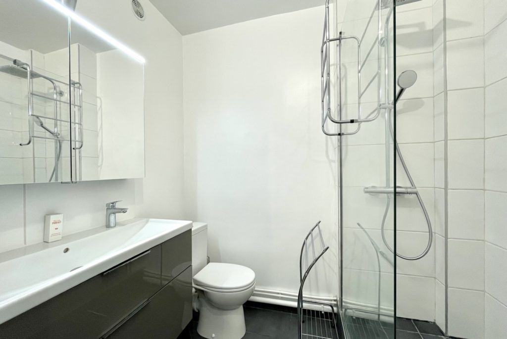 Location Appartement Meublé - 92 m² - 4 pièces - 75015 Paris - 315197 - 412045901042