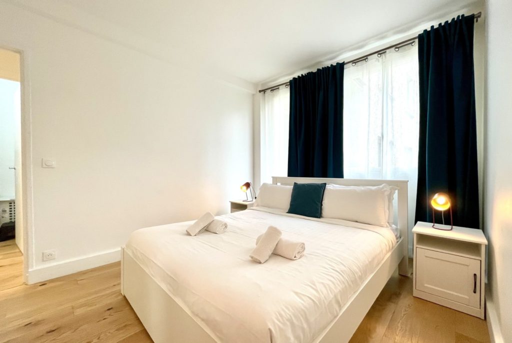 Location Appartement Meublé - 92 m² - 4 pièces - 75015 Paris - 315197 - 412045901044