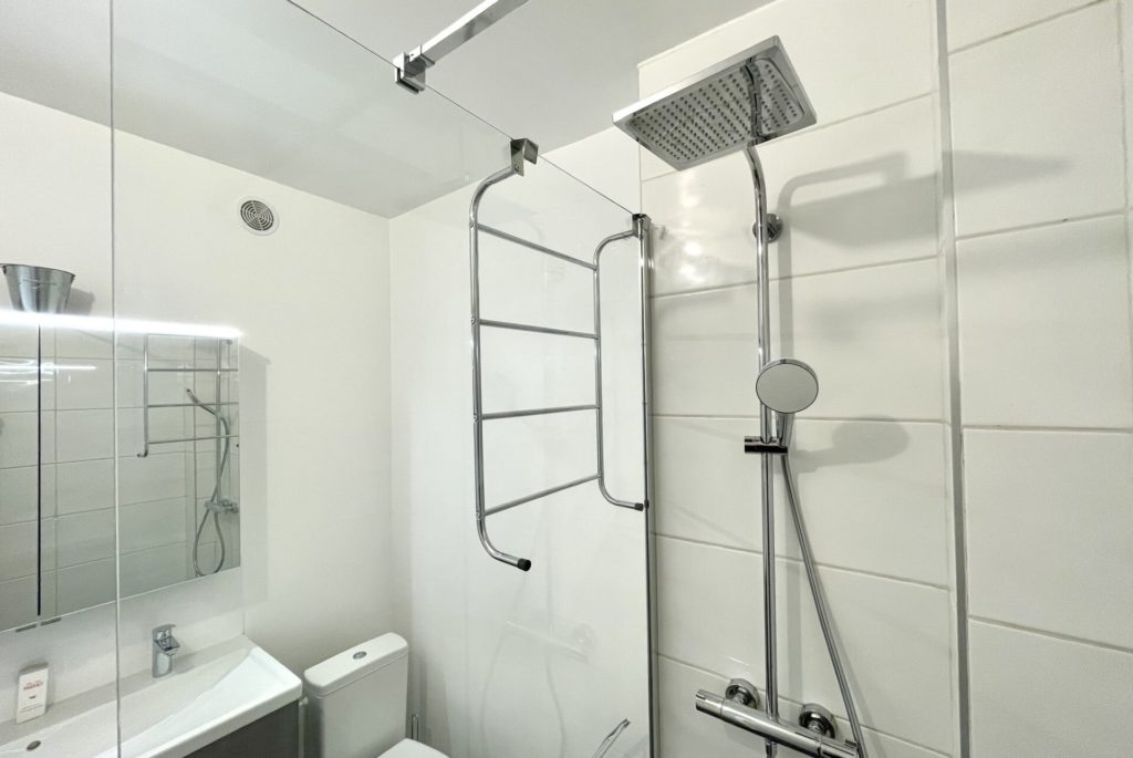 Location Appartement Meublé - 92 m² - 4 pièces - 75015 Paris - 315197 - 412045953241