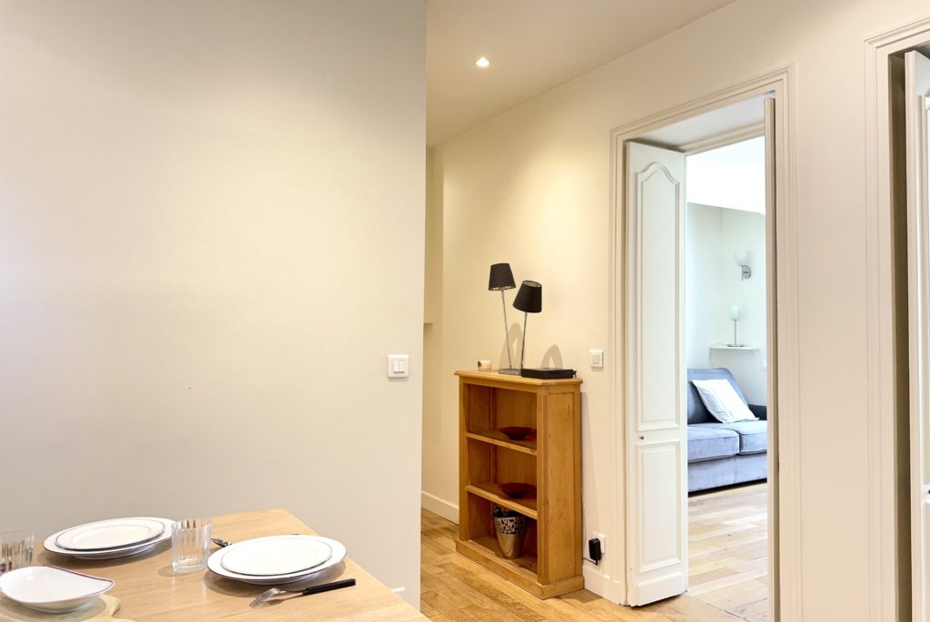 Location Appartement Meublé - 2 pièces - 48 m² - Invalides - 75007 Paris - 107328-28