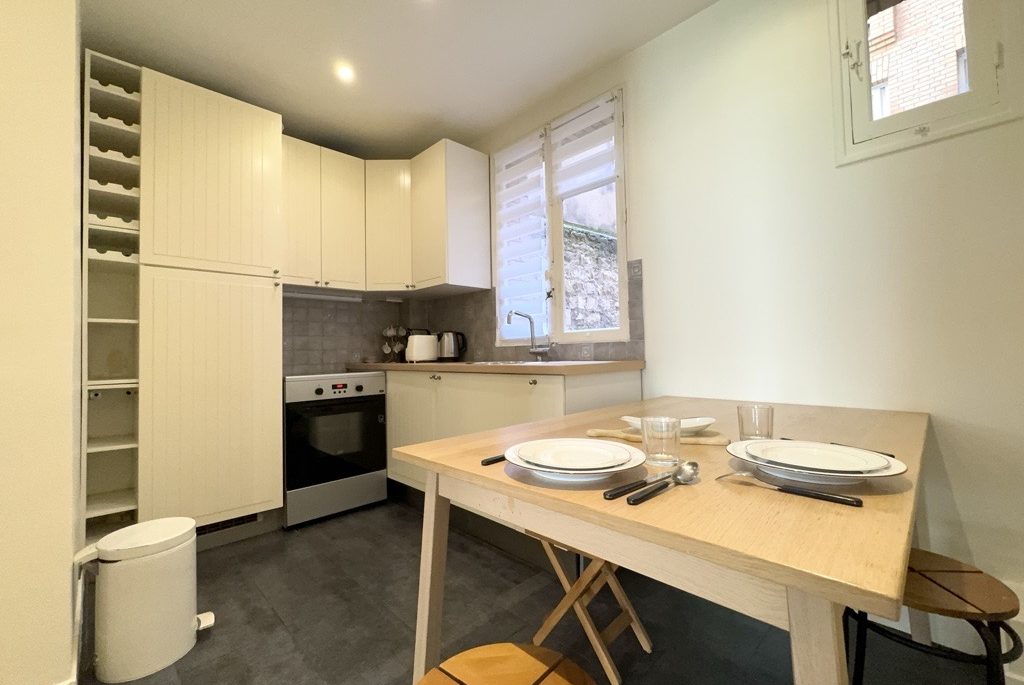 Location Appartement Meublé - 2 pièces - 48 m² - Invalides - 75007 Paris - 107328-16