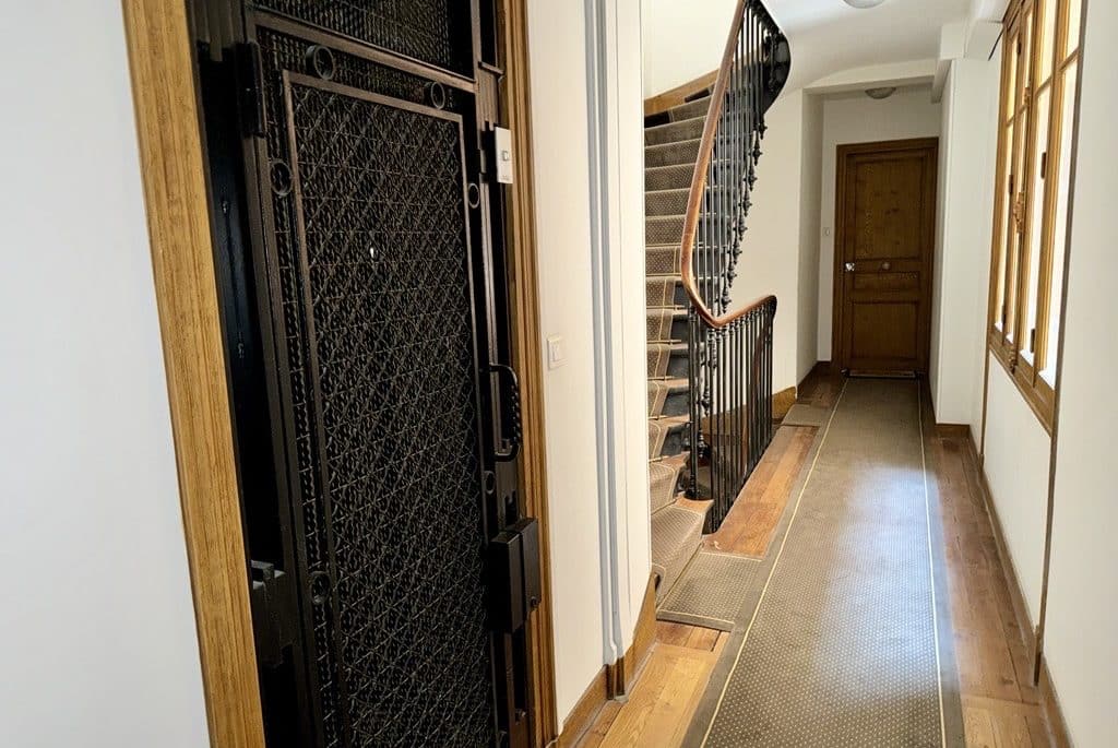 Location Appartement Meublé - 2 pièces - 48 m² - Invalides - 75007 Paris - 107328-4