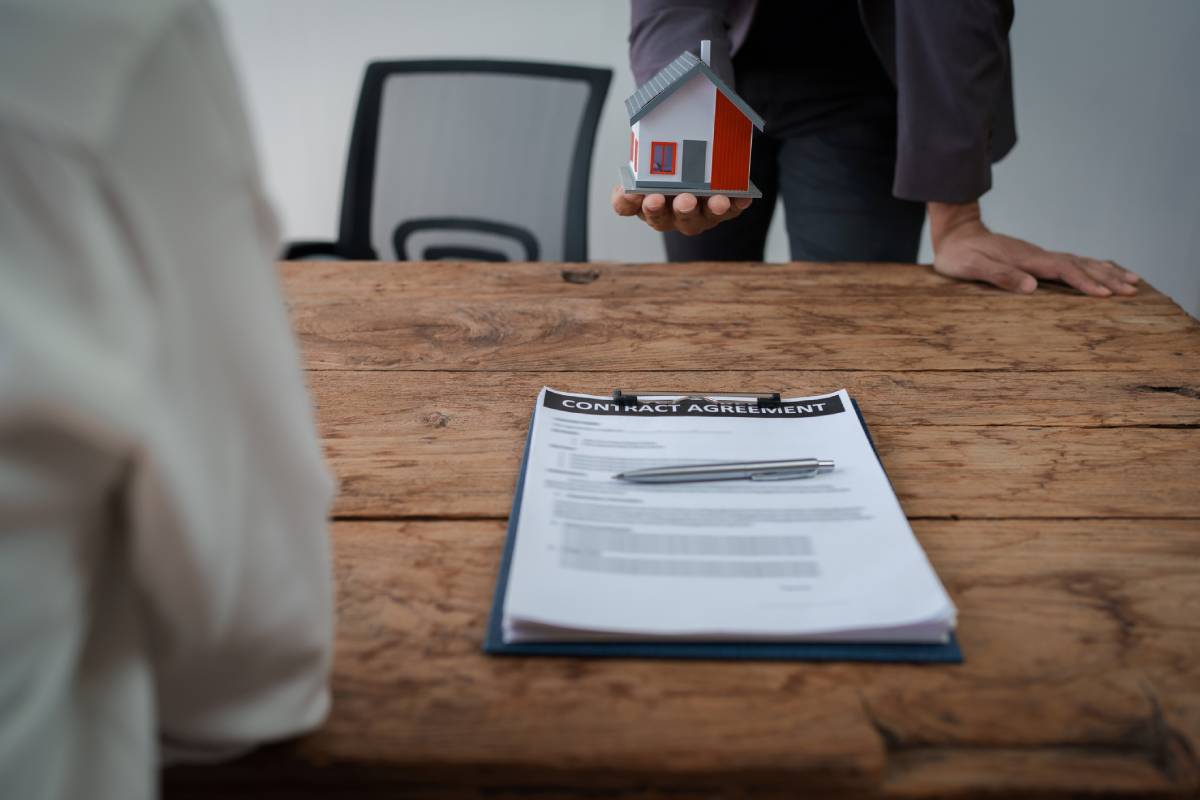 Résiliation d’un bail meublé : conditions, préavis et modèles de lettre