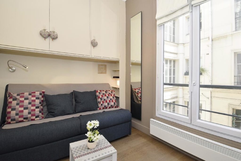 Location Appartement Meublé - 1 pièce - 12m² - Vendôme - Tuileries- 75001 Paris -S01168-5