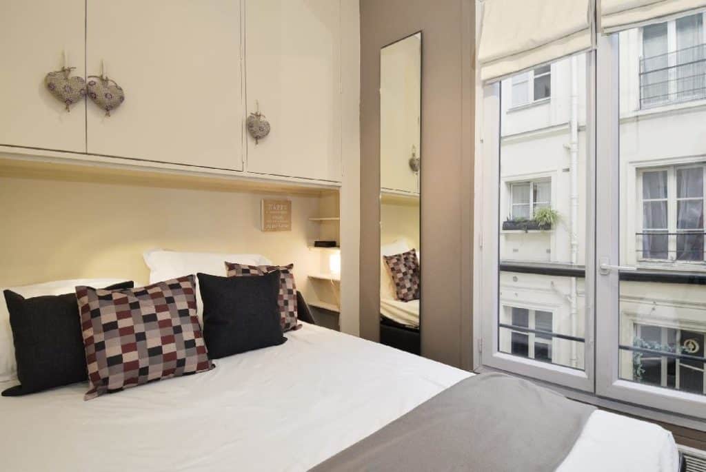Location Appartement Meublé - 1 pièce - 12m² - Vendôme - Tuileries- 75001 Paris -S01168-6