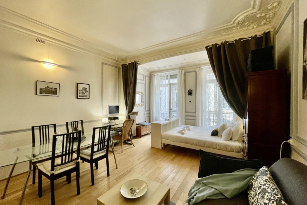 Location Appartement Meublé - 1 pièce - 37 m² - Bourse - 75002 Paris - S02336