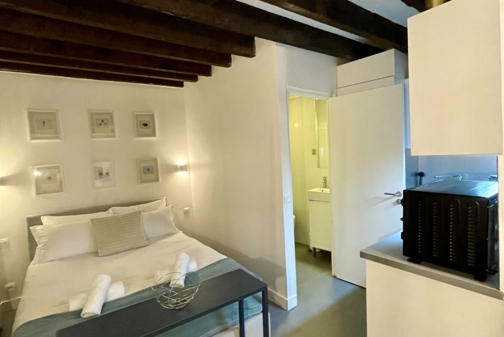 Location Appartement Meublé - 1 pièce - 20 m² - Sentier - Bonne Nouvelle - 75002 Paris - S02448