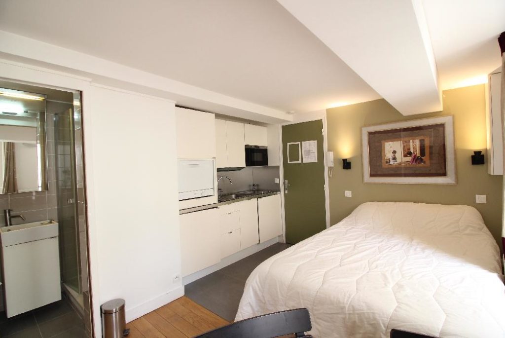 Location Appartement Meublé - 1 pièce - 15 m² - Montorgueil - 75002 Paris - S02434-8