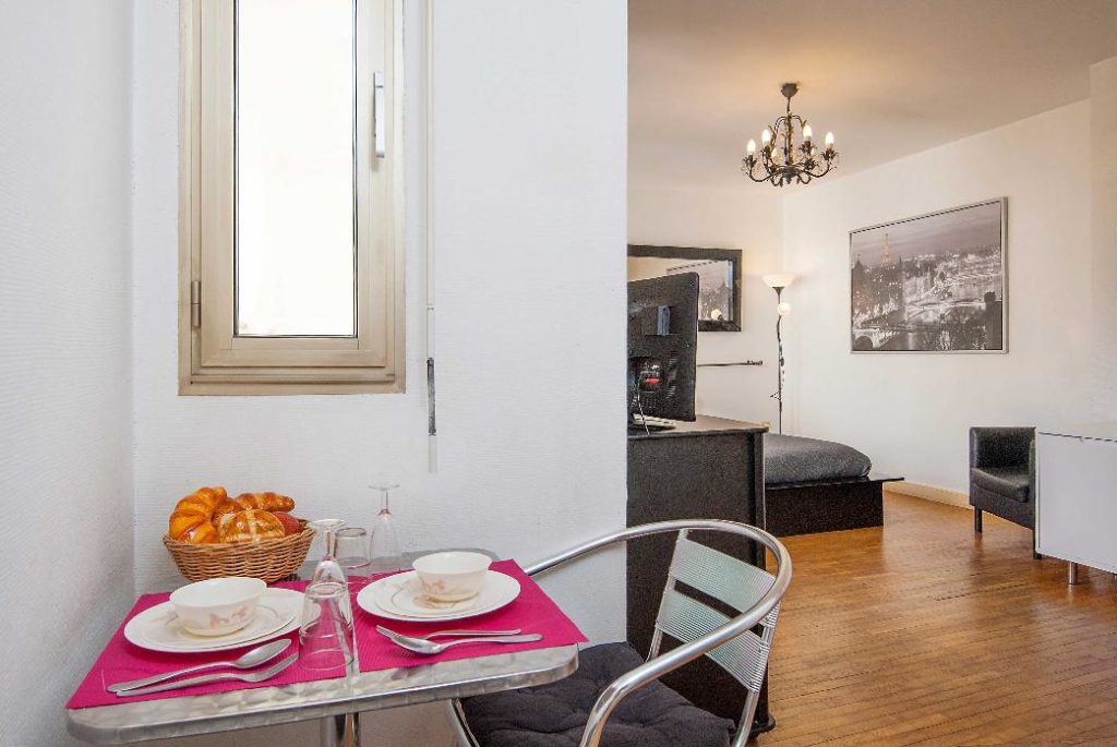 Location Appartement Meublé - 1 pièce - 32m² - Quartier de l'Horloge - 75003 Paris -S03021-7