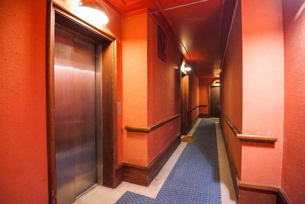 Location Appartement Meublé - 1 pièce - 32m² - Quartier de l'Horloge - 75003 Paris -S03021-13