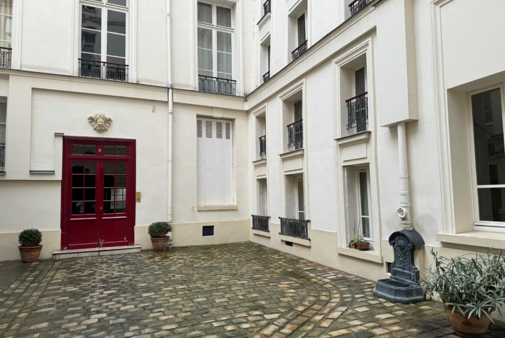 Location Appartement Meublé - 1 pièce - 21 m² - Île de la Cité - Île Saint Louis - 75004 Paris - S04389-8