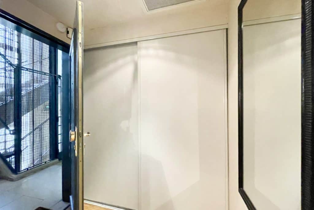 Location Appartement Meublé - 1 pièce - 25 m² - Champs Elysées - Etoile - 75008 Paris - S08103-24