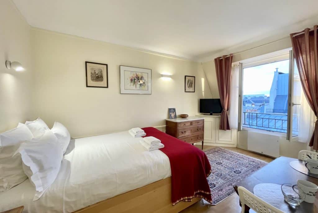 Location Appartement Meublé - 1 pièce - 18 m² - Haussman - Opéra - 75008 Paris - S08160