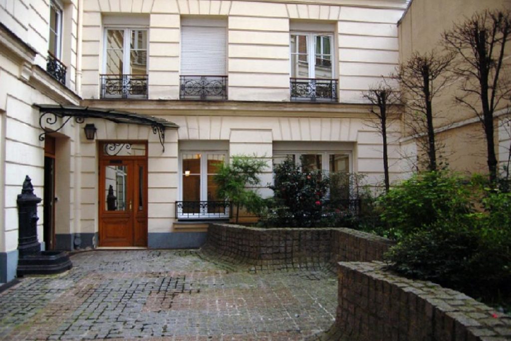 Location Appartement Meublé - 1 pièce - 30 m² - Champs Elysées - Etoile - 75008 Paris - S08348-35