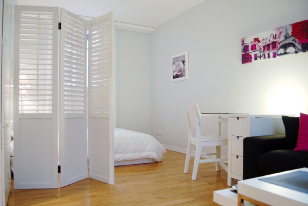 Location Appartement Meublé - 1 pièce - 30m² - Champs Elysées - Etoile- 75008 Paris -S08348-24