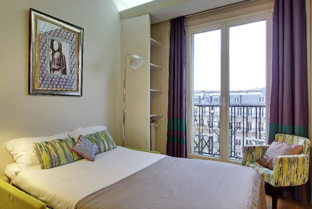 Location Appartement Meublé - 1 pièce - 27m² - Elysées - Madeleine- 75009 Paris -S09447-5