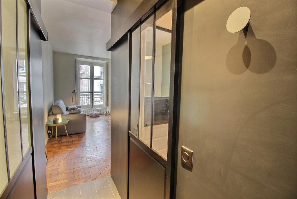 Furnished apartment - 1 room - 25 sqm - Bonne Nouvelle - Poissonnière - 75010 Paris - S10101-5