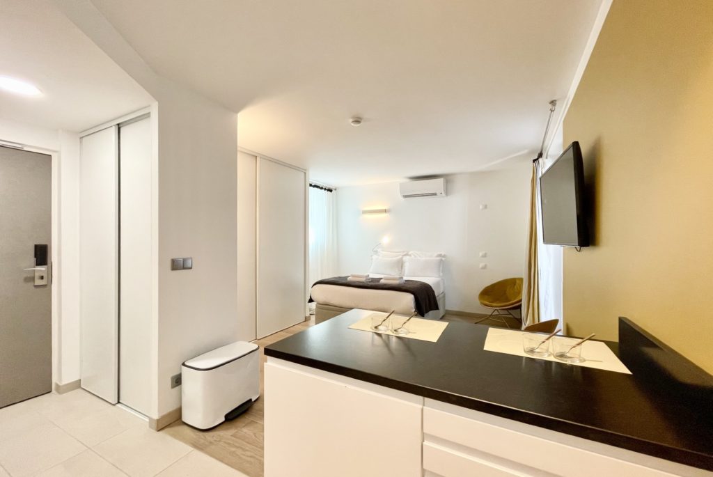 Location Appartement Meublé - 1 pièce - 27 m² - Montmartre - Pigalle - 75018 Paris - S18933